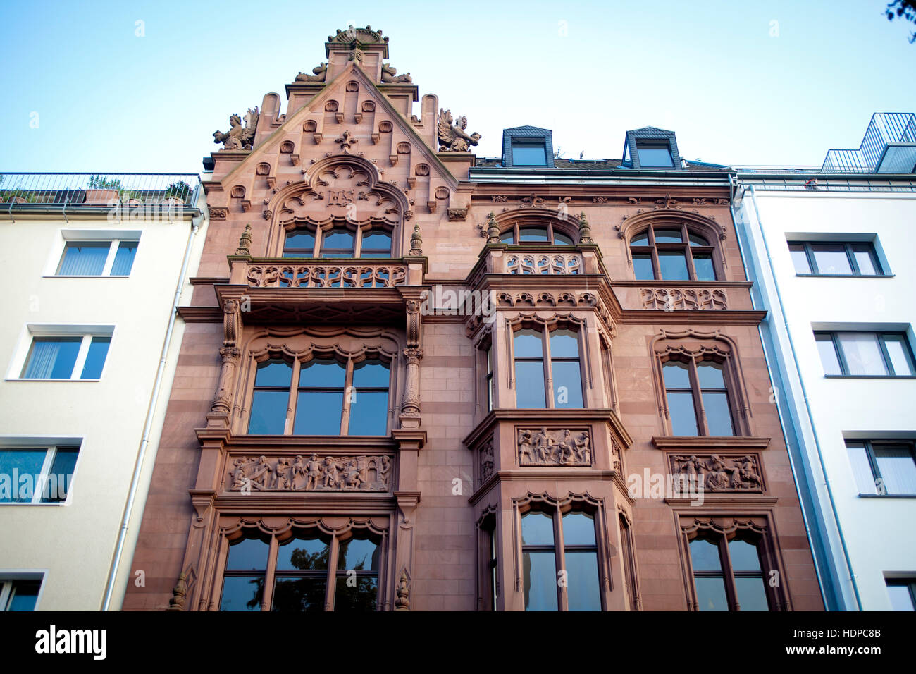 Allemagne, Cologne, la maison Schierneberg néo-gothique à la rue Theodor-Heuss-Ring, construit 1893-95 Banque D'Images