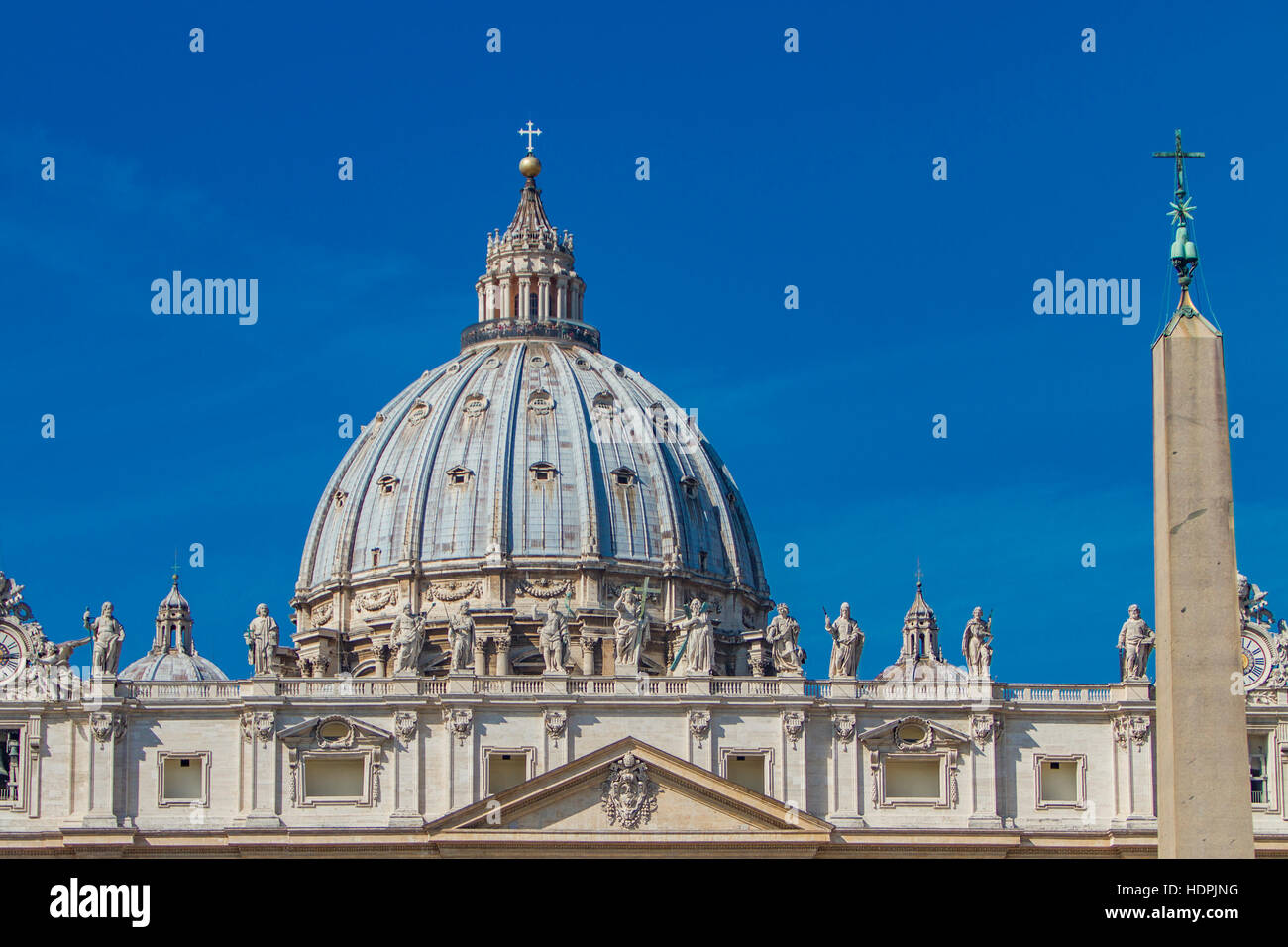 Détail de la cathédrale Saint Pierre dans la Cité du Vatican Banque D'Images