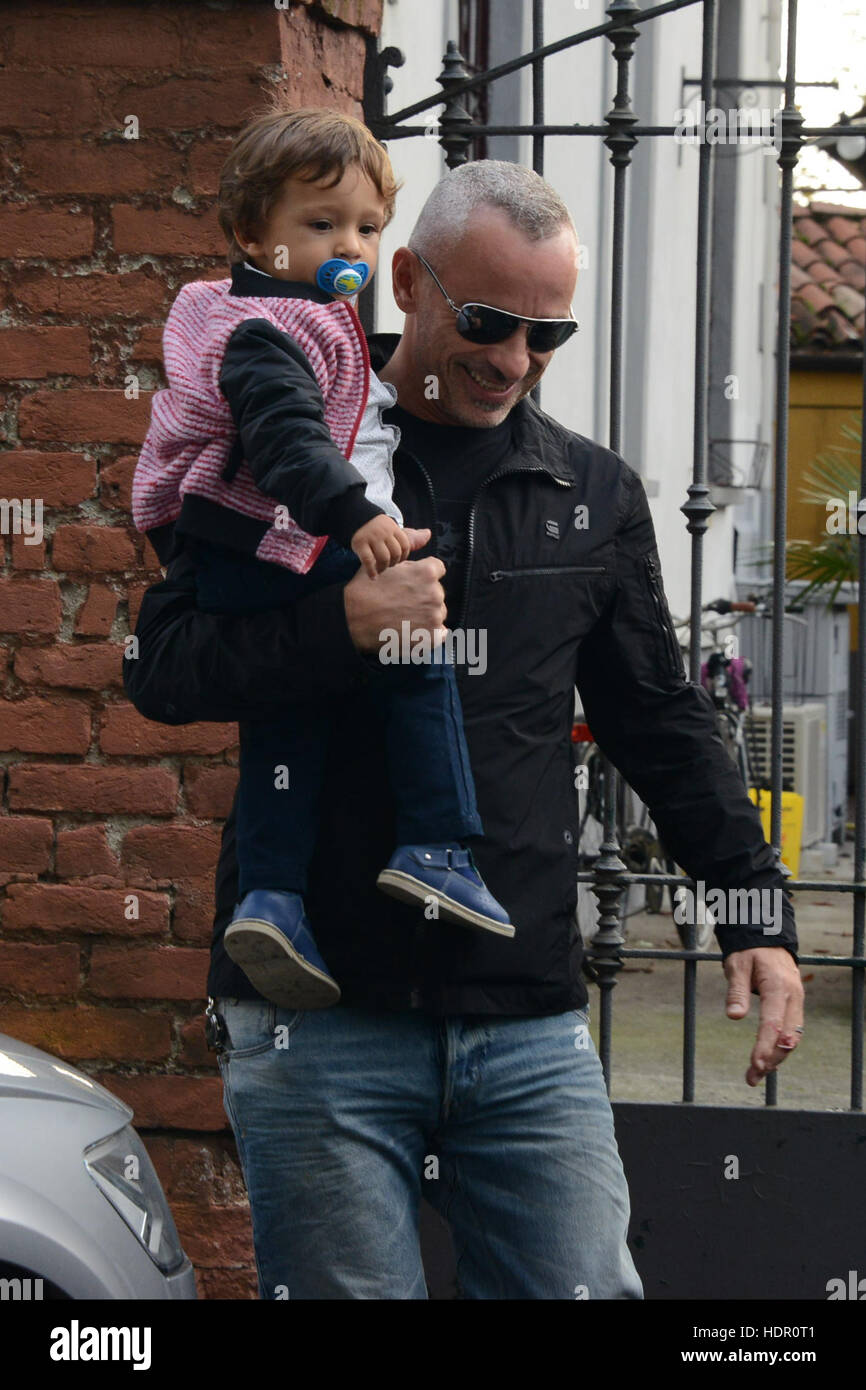 Eros Ramazzotti fête son anniversaire à Milan comprend Eros