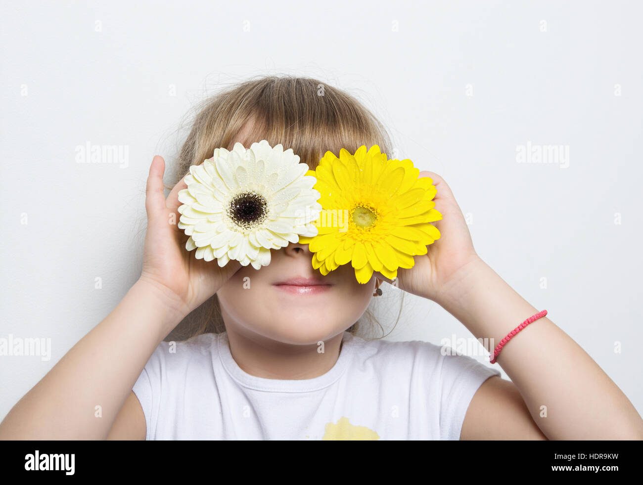 Young model with flower Banque D'Images