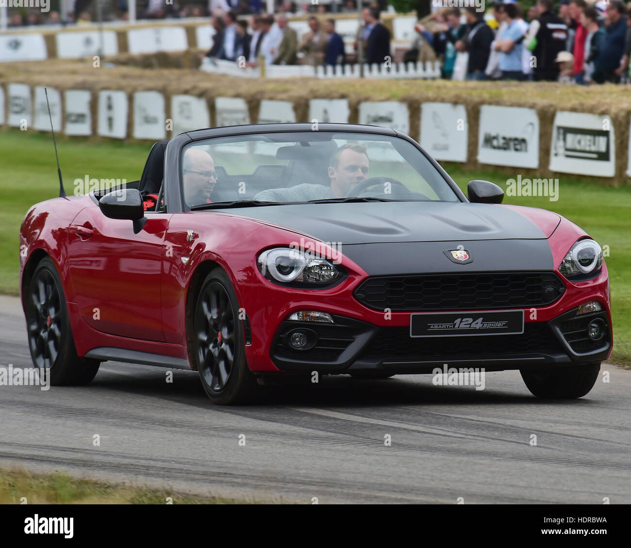 FIAT 124 Abarth Spider, Goodwood Festival of Speed 2016. les automobiles, voitures, animation, Festival of Speed, FoS, plein gaz, Goodwood, Goodwood Banque D'Images