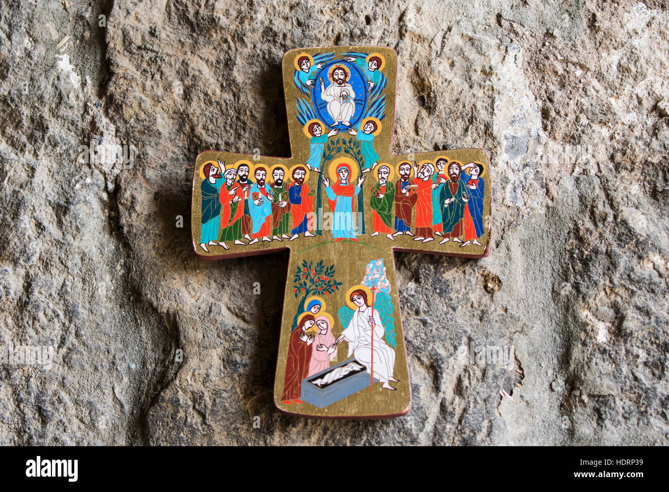 Croix avec peintures illustrant la vie de Jésus au monastère de Khor Virap, Ararat, l'Arménie Province Banque D'Images