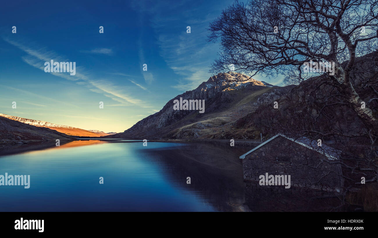 Vue panoramique sur le lac Ogwen Llyn Banque D'Images