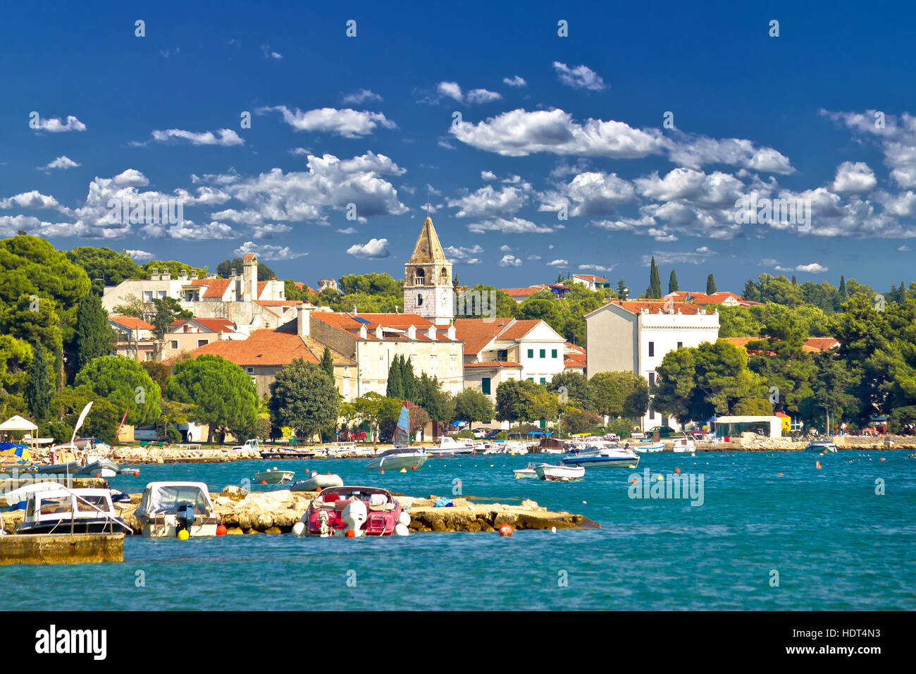 Mer Adriatique village de Saint Filip et Jacob l'autre vue, Dalmatie, Croatie Banque D'Images