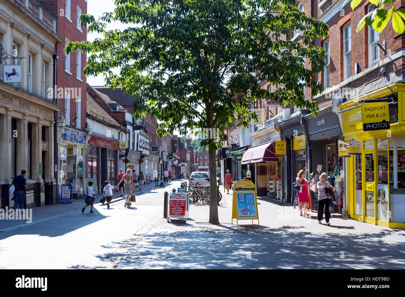 High Street, Godalming Godalming, Surrey, Angleterre, Royaume-Uni Banque D'Images