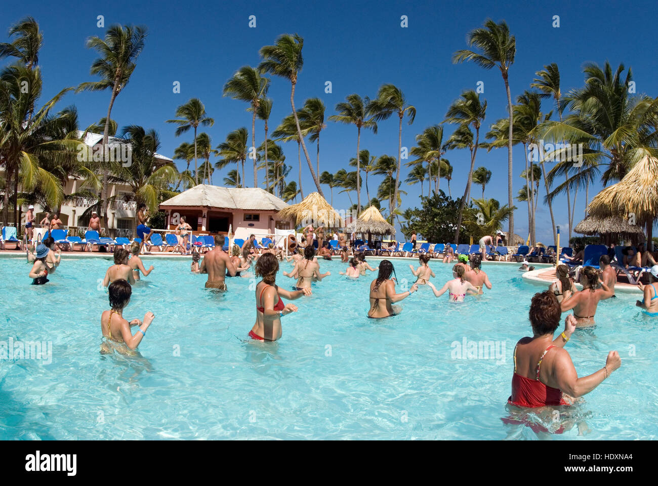 L'aquagym dans une piscine, Punta Cana, République dominicaine, Amérique Centrale Banque D'Images