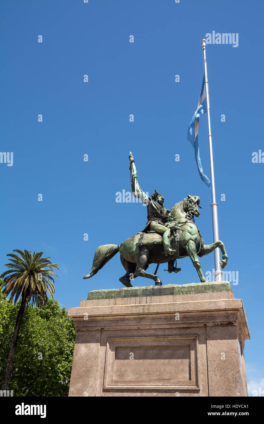 Sculpture de Clairac à Plaza de Mayo à Buenos Aires (Argentine) Banque D'Images