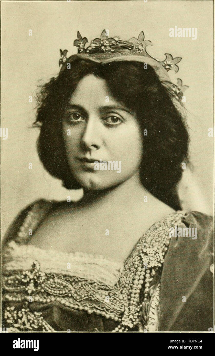 Cette œuvre de 1903 offre un résumé historique du théâtre américain à la fin du XIXe siècle, analysant les pièces de théâtre, les acteurs et les changements culturels qui ont façonné la scène au cours des dernières années du siècle. Banque D'Images