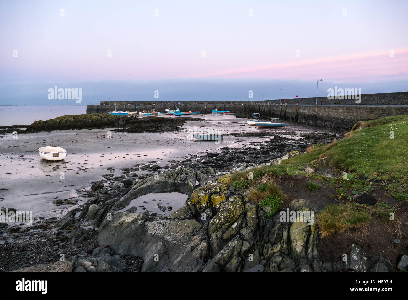 Ballywalter, Co Down, Irlande, Royaume-Uni. 16 décembre 2016. Après une saison humide et misérable pour la journée, le temps s'efface pour un soir sur la côte est de l'Irlande du Nord. Crédit : Gary telford/Alamy Live News Banque D'Images