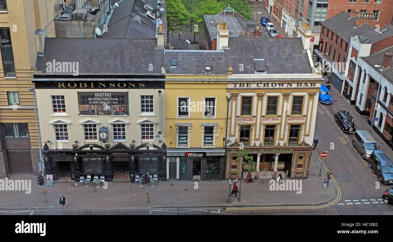 Célèbre Couronne Bar et Robinsons,GT,Victoria St Belfast Banque D'Images