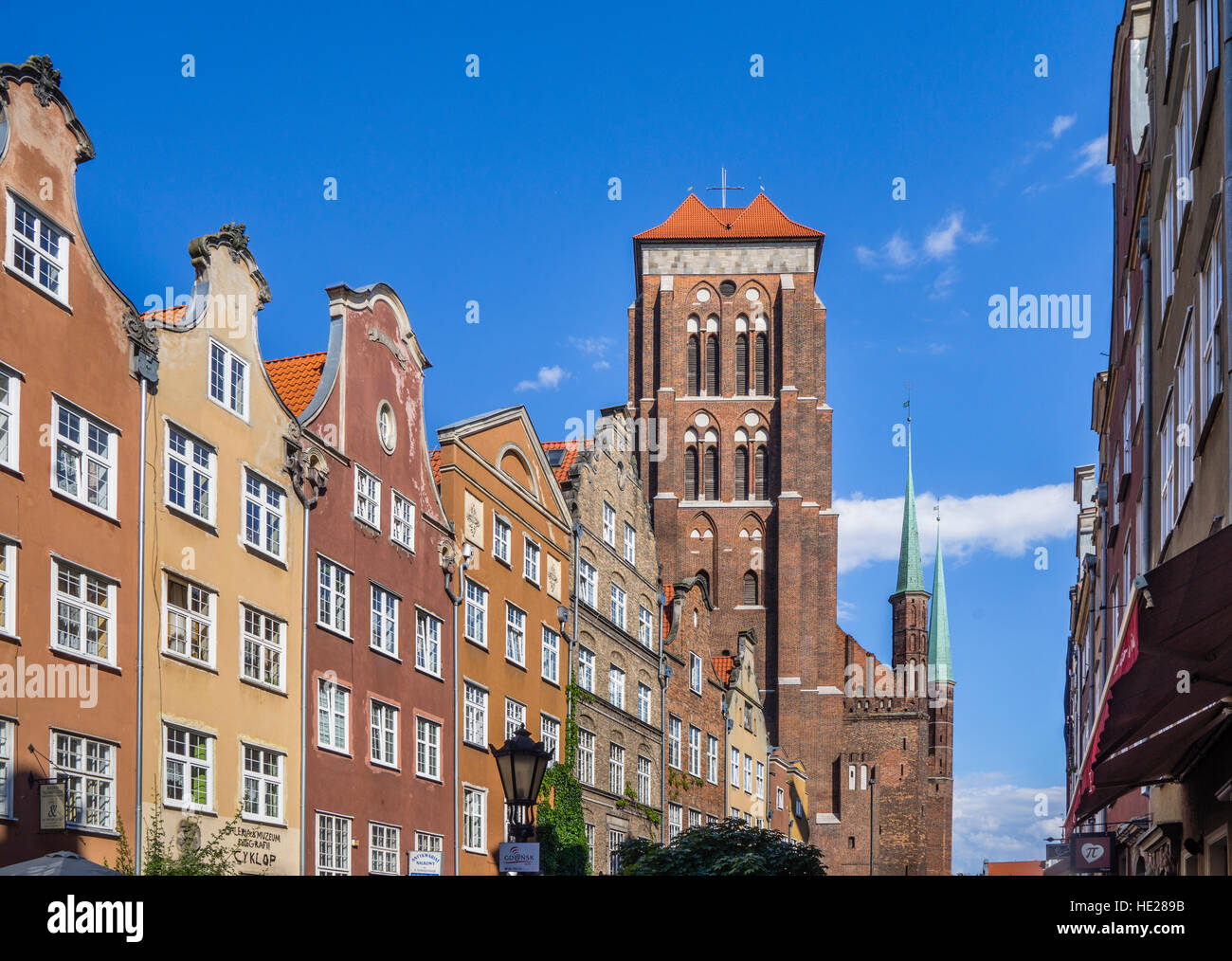 La Pologne, la Poméranie, Gdansk (Dantzig), vue de la tour massive de l'église Sainte Marie de Ulica Pivna Jopengasse / Bière (rue) Banque D'Images