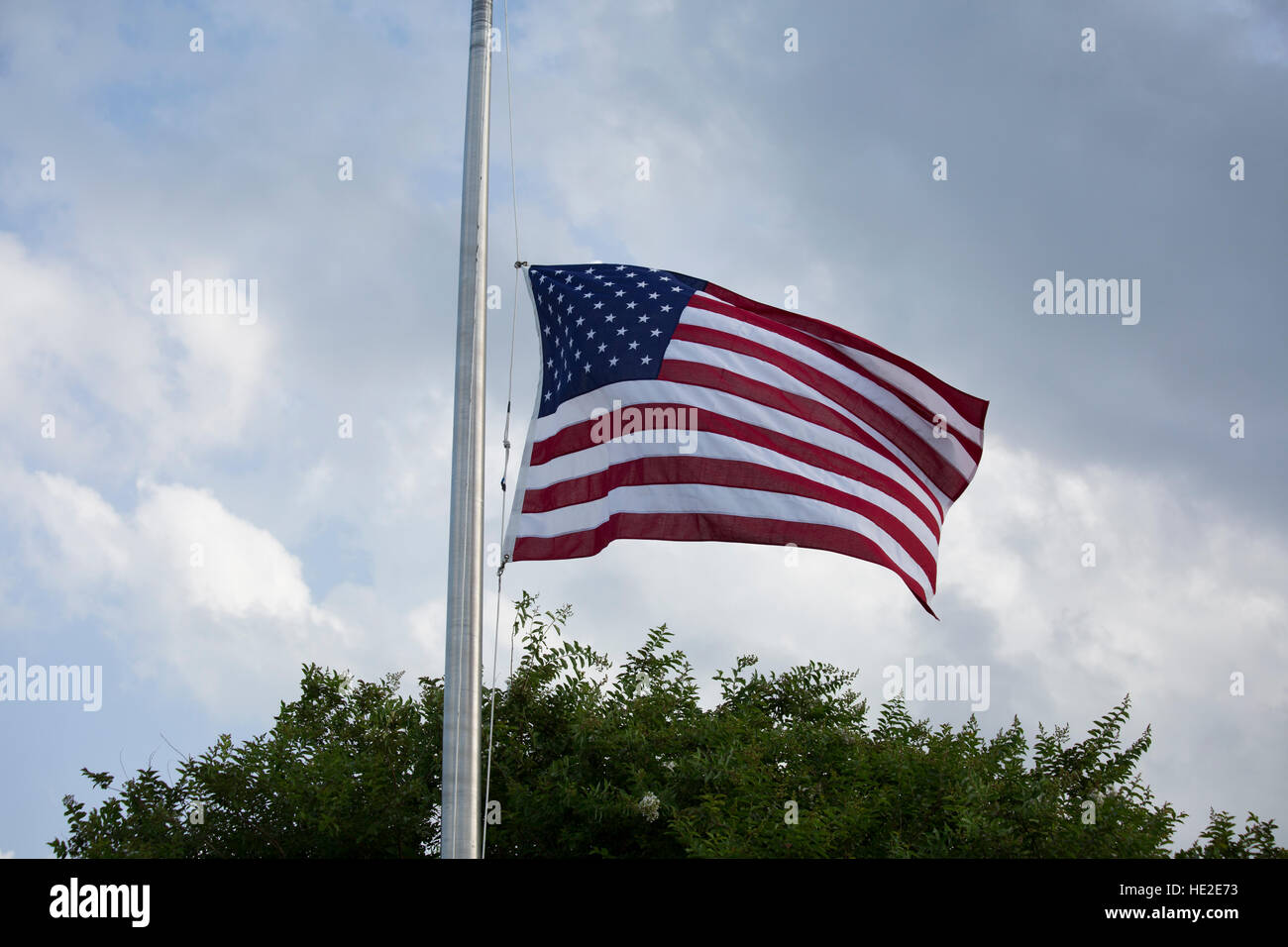 Drapeau américain en berne du deuil et les jours fériés Photo Stock Alamy