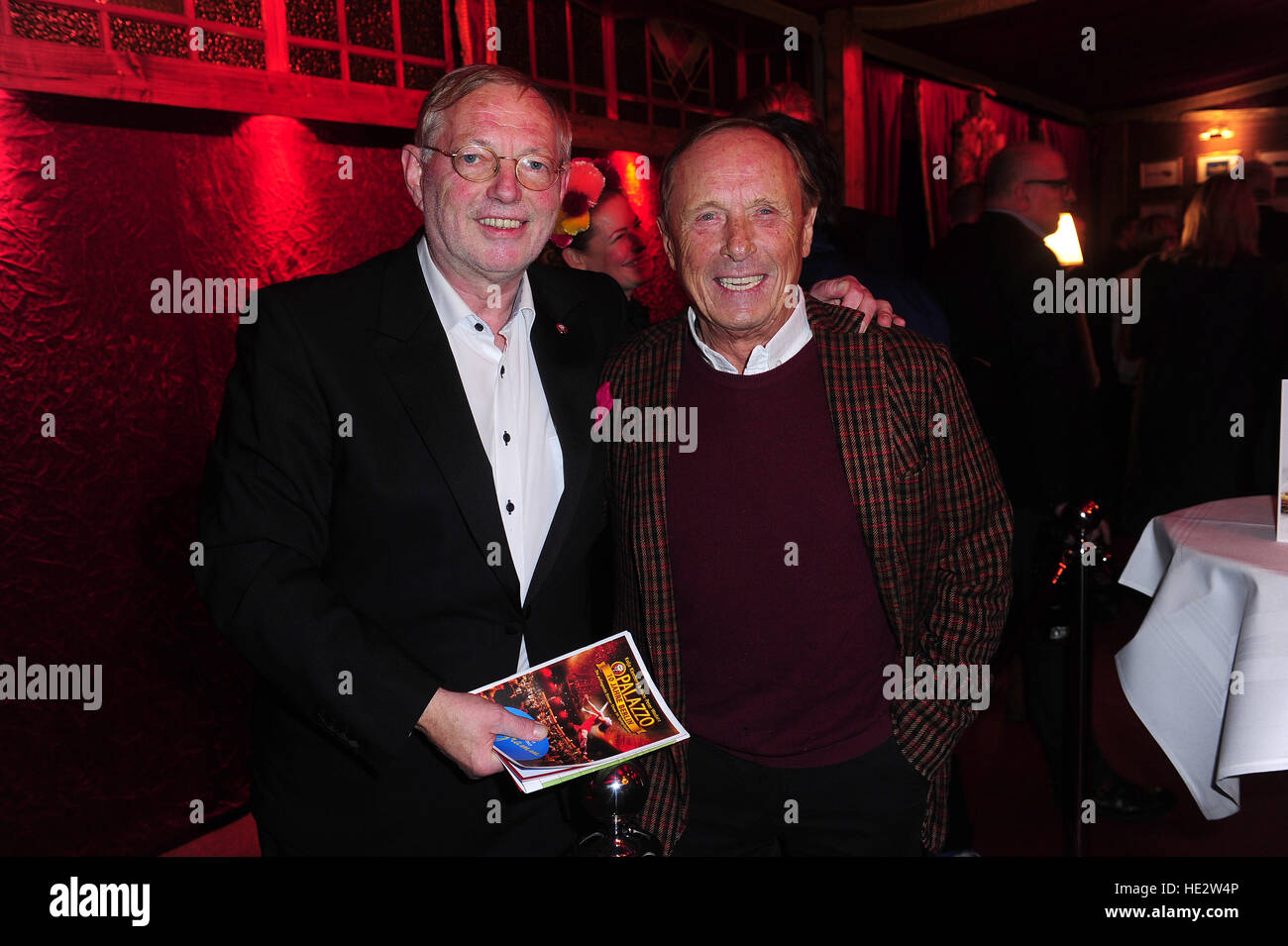 Première mondiale de Palazzo à Spiegelpalast. En vedette : Hans Peter Wodarz, Claus Theo Gärtner Où : Berlin, Allemagne Quand : 02 Nov 2016 Banque D'Images