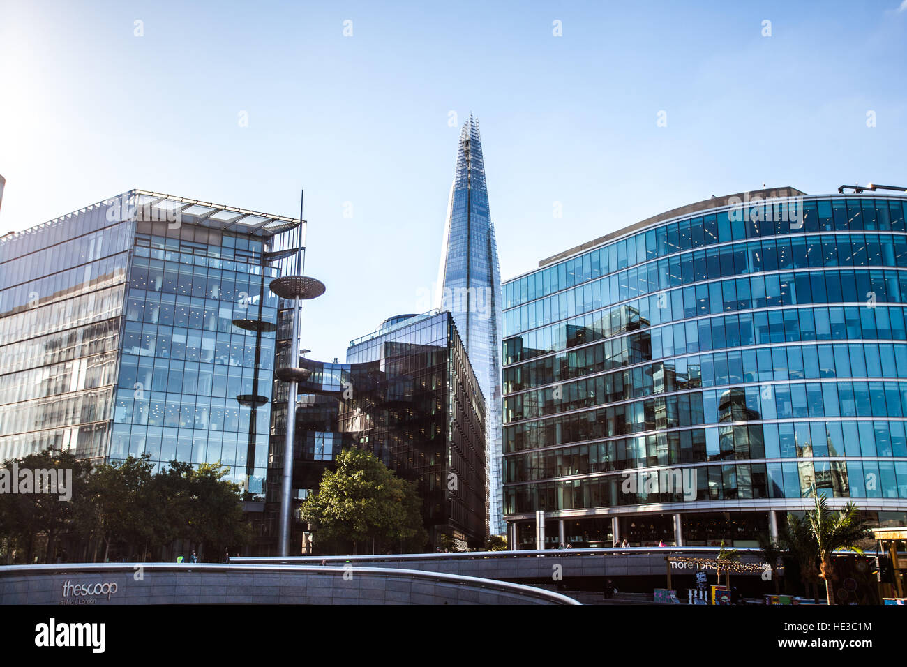 Londres, le Shard et bâtiments de verre bureau estates Banque D'Images