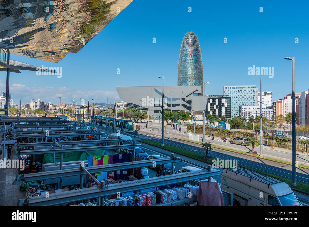 Jean Nouvel, la Tour Agbar à Barcelone, Espagne est un gratte-ciel de 38 étages / tour. Banque D'Images