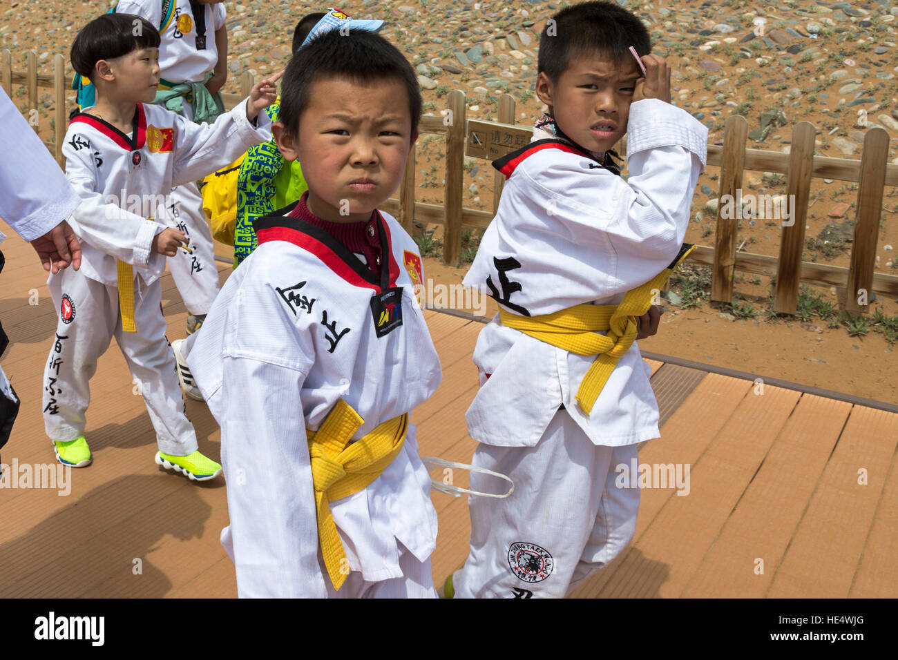 Les enfants de l'école chinoise, Shapotou Scenic Area, Zhongwei, Ningxia, Chine Banque D'Images