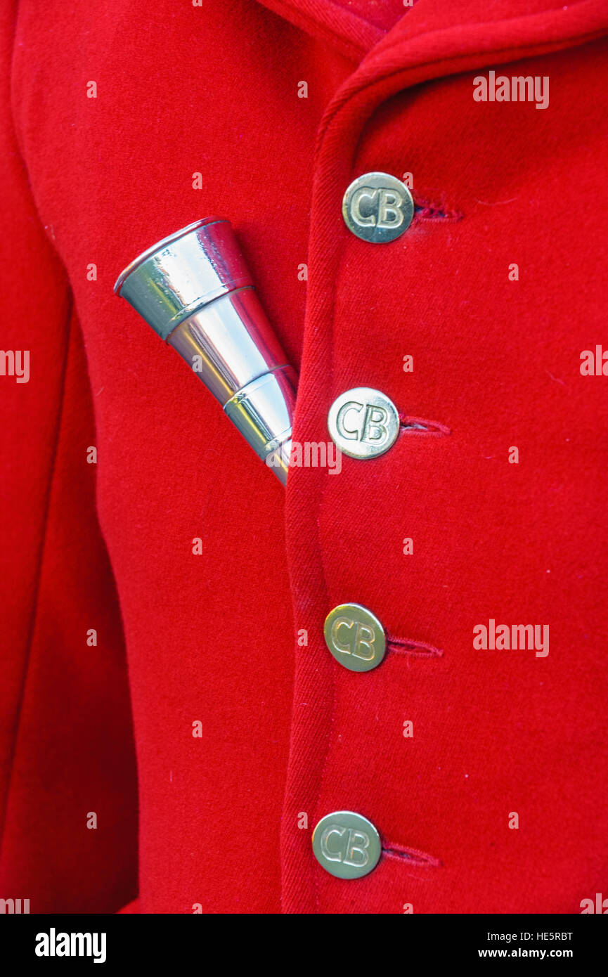 Le chasseur de l'Cranwell chiens jacket montrant ses boutons de chasse et son cor de chasse Banque D'Images
