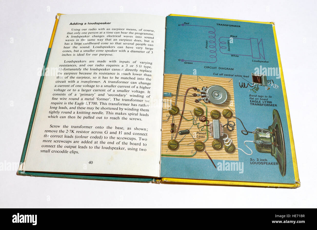 Page du livre Ladybird, faire une radio transistor, apprentissage éducatif enseignement informatif livre pour enfants enseignement Banque D'Images