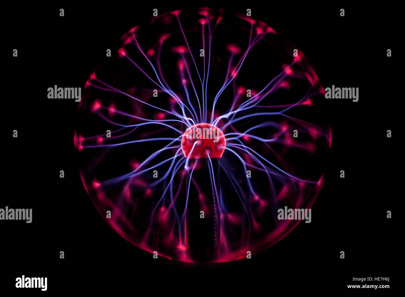 Boule de plasma rayons x dans le noir Banque D'Images