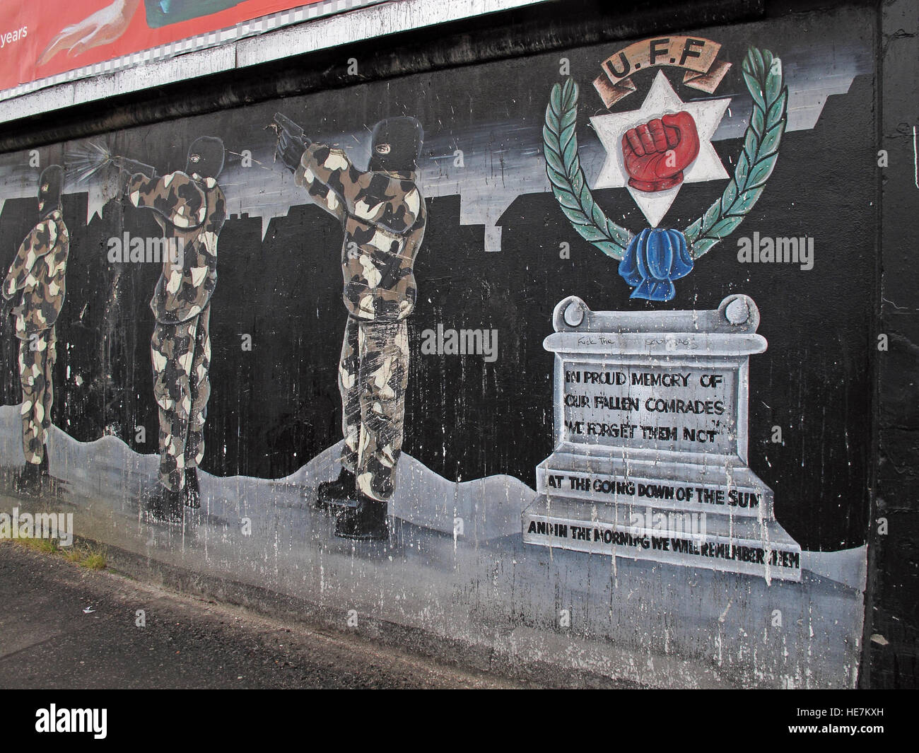 UFF syndicaliste fresque à la mémoire, au large de Shankill Road West Belfast, Irlande du Nord, Royaume-Uni Banque D'Images