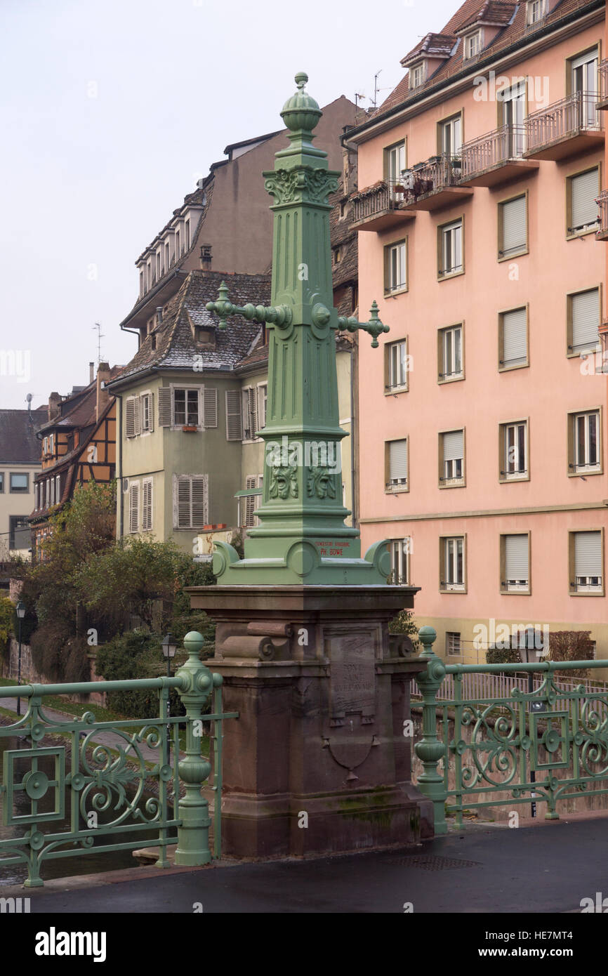 Une colonne sur Pont St Guillaum, Strasbourg Banque D'Images