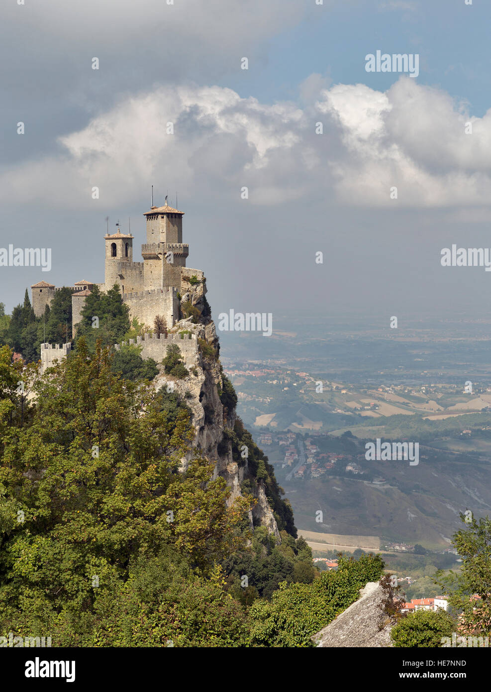 Guaita Tower, la plus ancienne et la plus célèbre tour à San Marino château. Banque D'Images