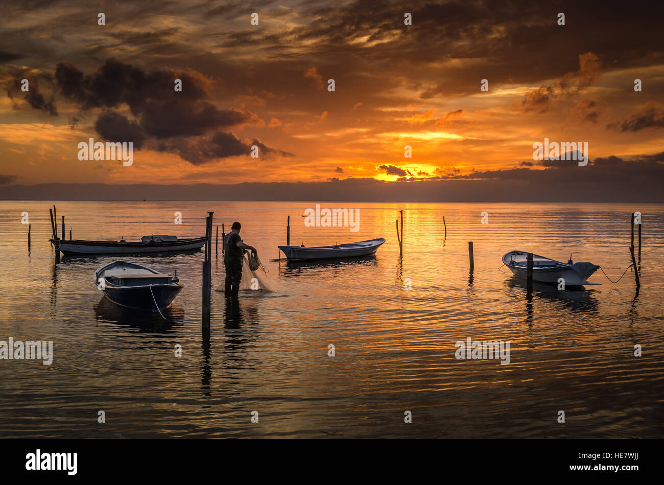 Coucher du soleil dans le lac Banque D'Images