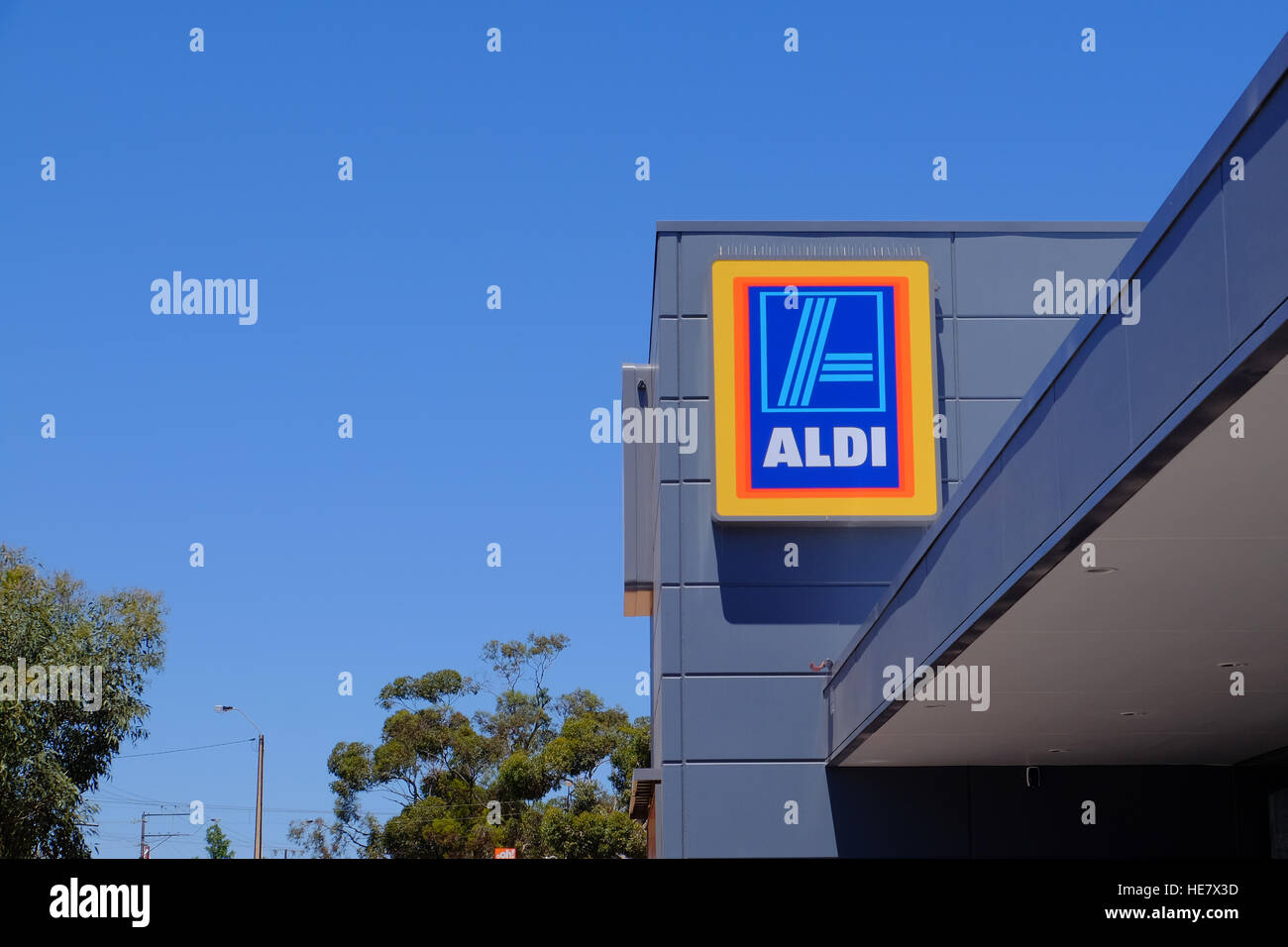 Un supermarché Aldi enseigne à l'extérieur un magasin en Australie Banque D'Images