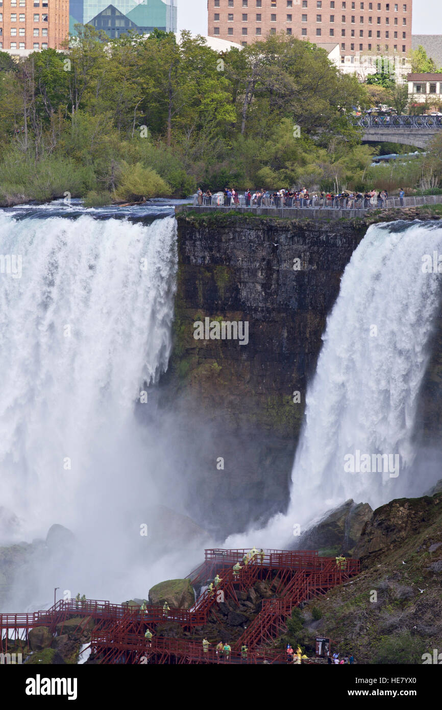 Belle photo de l'incroyable cascade Niagara côté US Banque D'Images