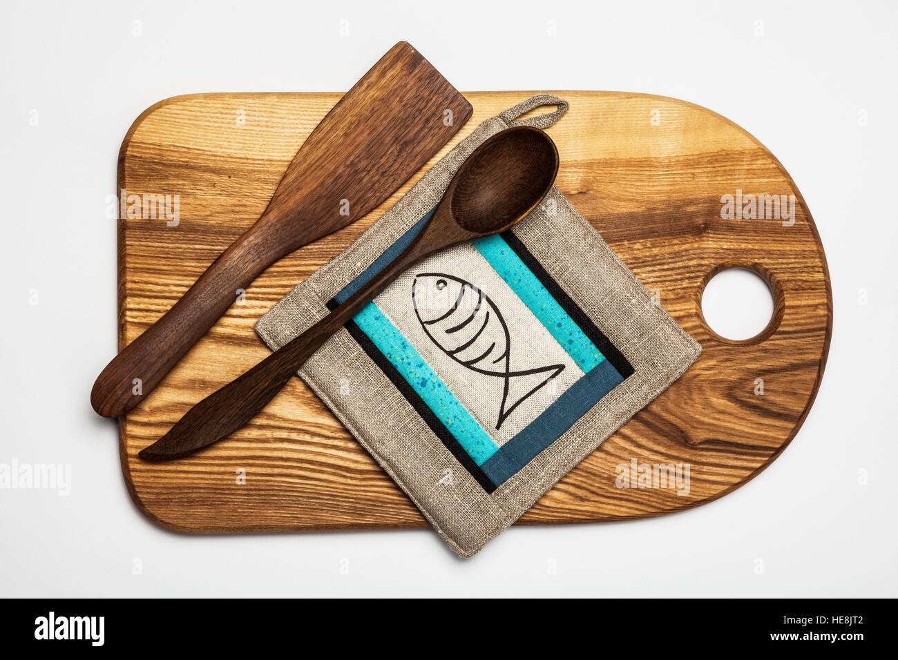 Matériel de cuisine - table de coupe en bois,et outils , manique patchwork Banque D'Images