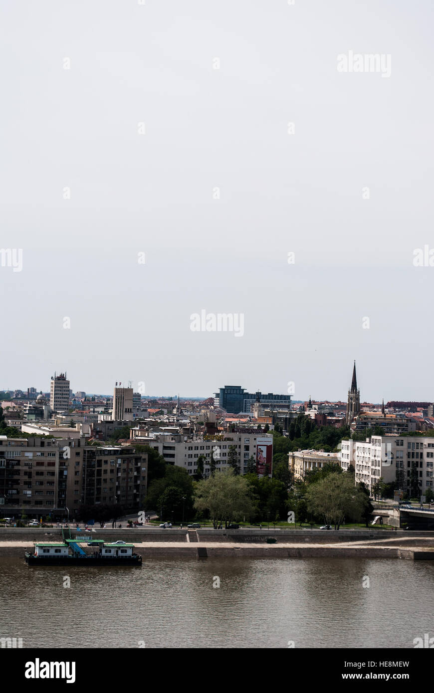 Ville de Novi Sad et le Danube Banque D'Images