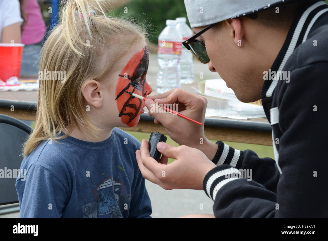 Spiderman Face Paint Banque De Photographies Et D Images A Haute Resolution Alamy