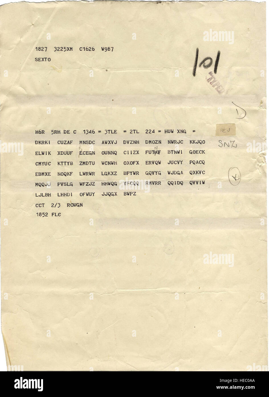 Une énigme typique de l'interception de Bletchley Park en Angleterre. Ces messages ont été transmis en code Morse comme des groupes de cinq lettres, qui ont été facilement interceptés -- mais ont été impossible de comprendre sans décryptage sophistiqués. (Photo avec la permission de M. David Hamer) Banque D'Images