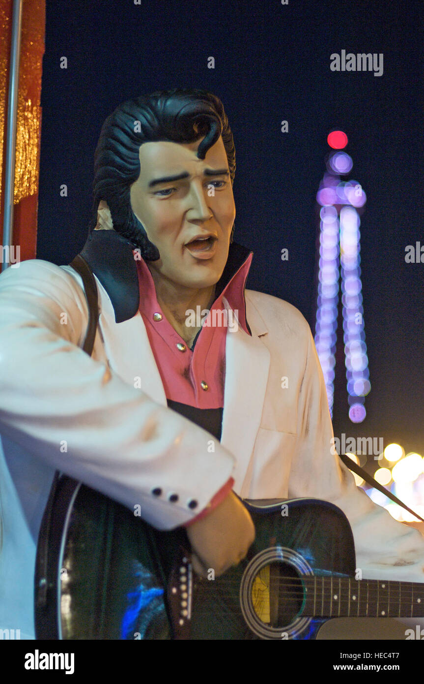 Taille de la vie d'Elvis la nuit modal Banque D'Images