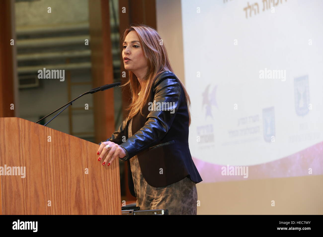 Yifat Shasha-Biton (né le 23 mai 1973) est un homme politique israélien et éducateur. Elle est actuellement membre de la Knesset pour Kulanu. Photographié Banque D'Images