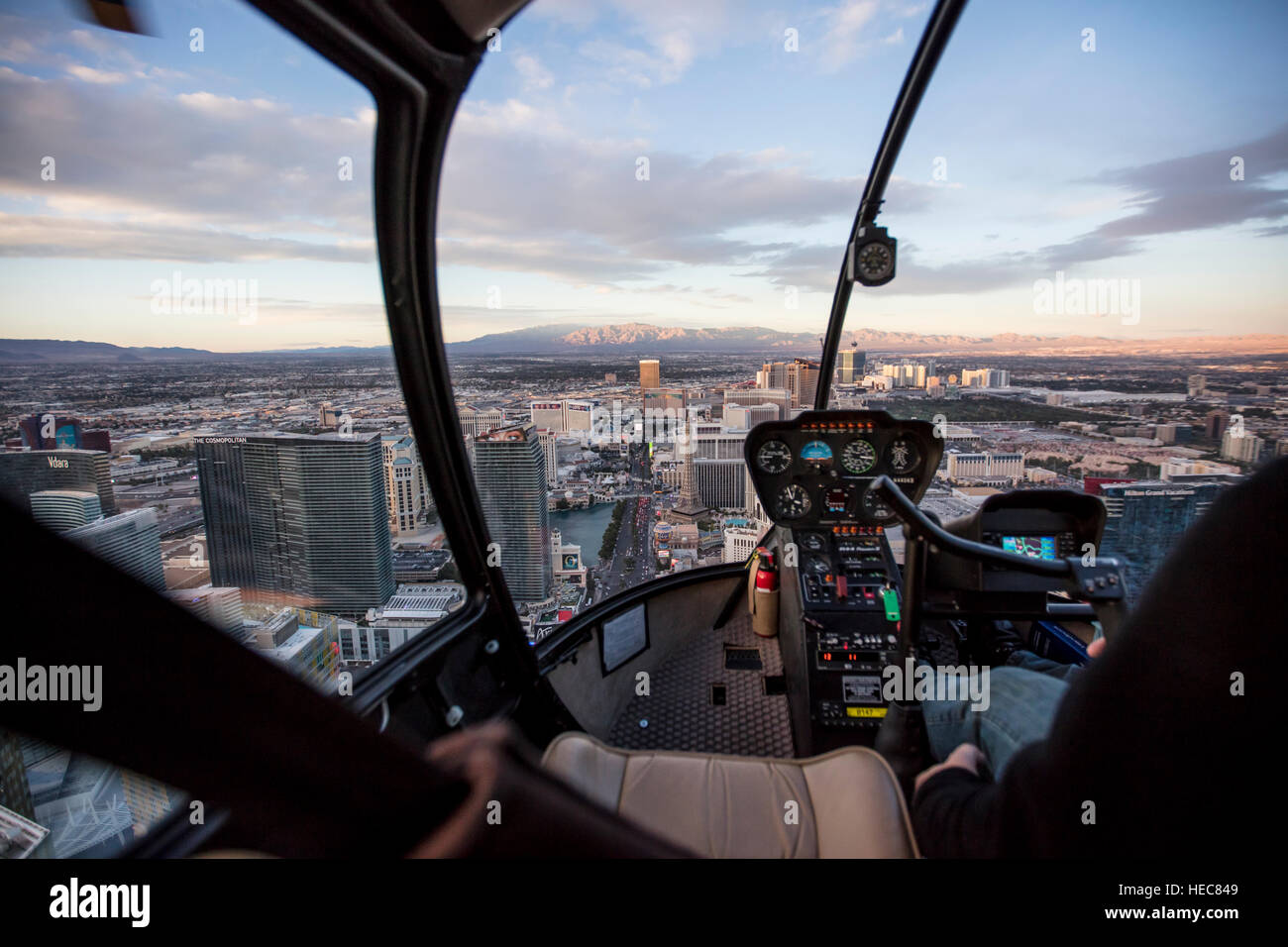 Vol en hélicoptère au-dessus de Las Vegas, Nevada Banque D'Images