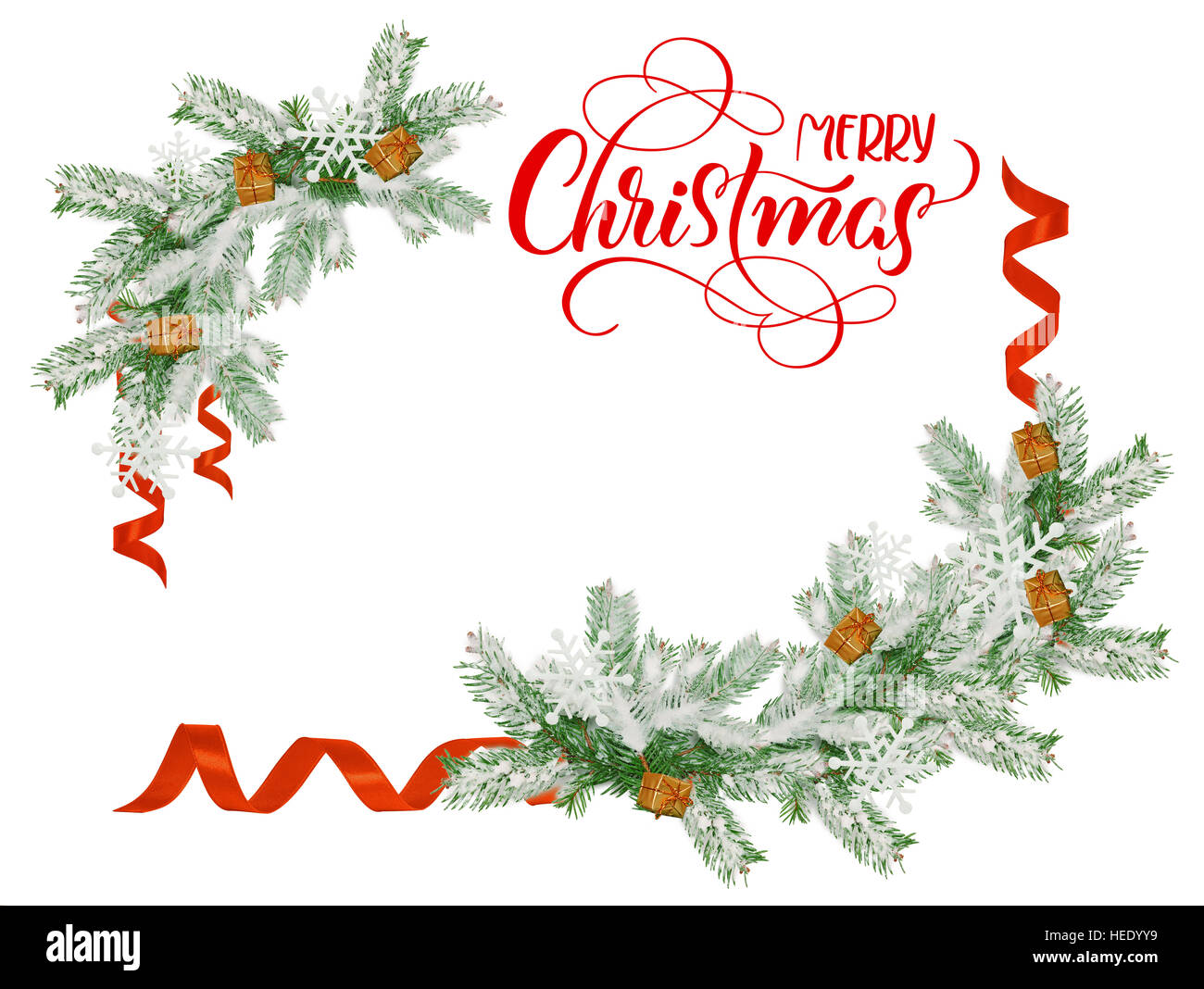 Branches de sapin du châssis avec Joyeux Noël et la place pour le texte. Lettrage calligraphie Banque D'Images