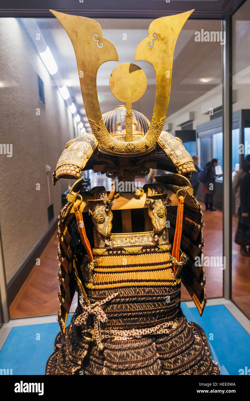 Le Japon, Honshu, Tokyo, Ueno Park, Musée National de Tokyo, Honkan Hall, affichage de type Domaru Armor datée du 15e siècle Banque D'Images