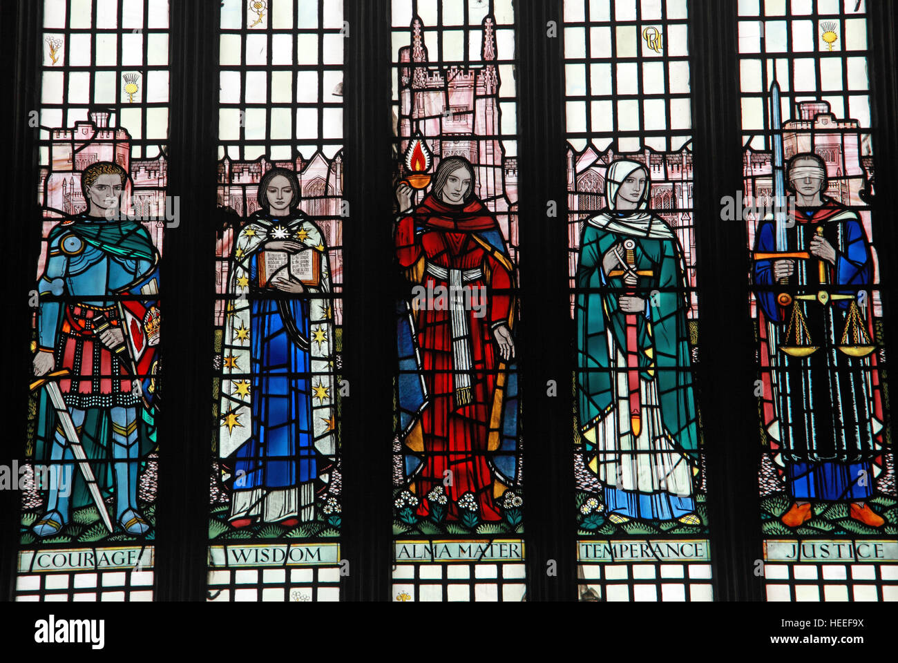 Queens University Belfast couloirs Vitrail,l'Irlande du Nord, Royaume-Uni Banque D'Images