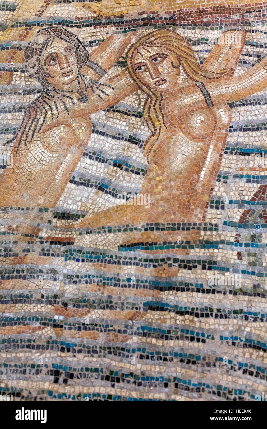 Le voyage de Vénus, mosaïque romaine de Volubilis, Musée des arts marocains et des antiquités, Tanger, Maroc Banque D'Images