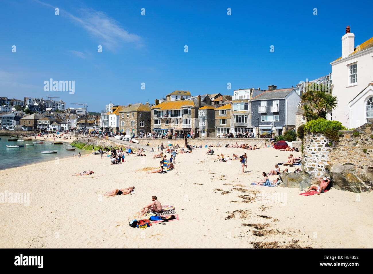 La plage du port à St.Ives à Cornwall, England, UK Banque D'Images