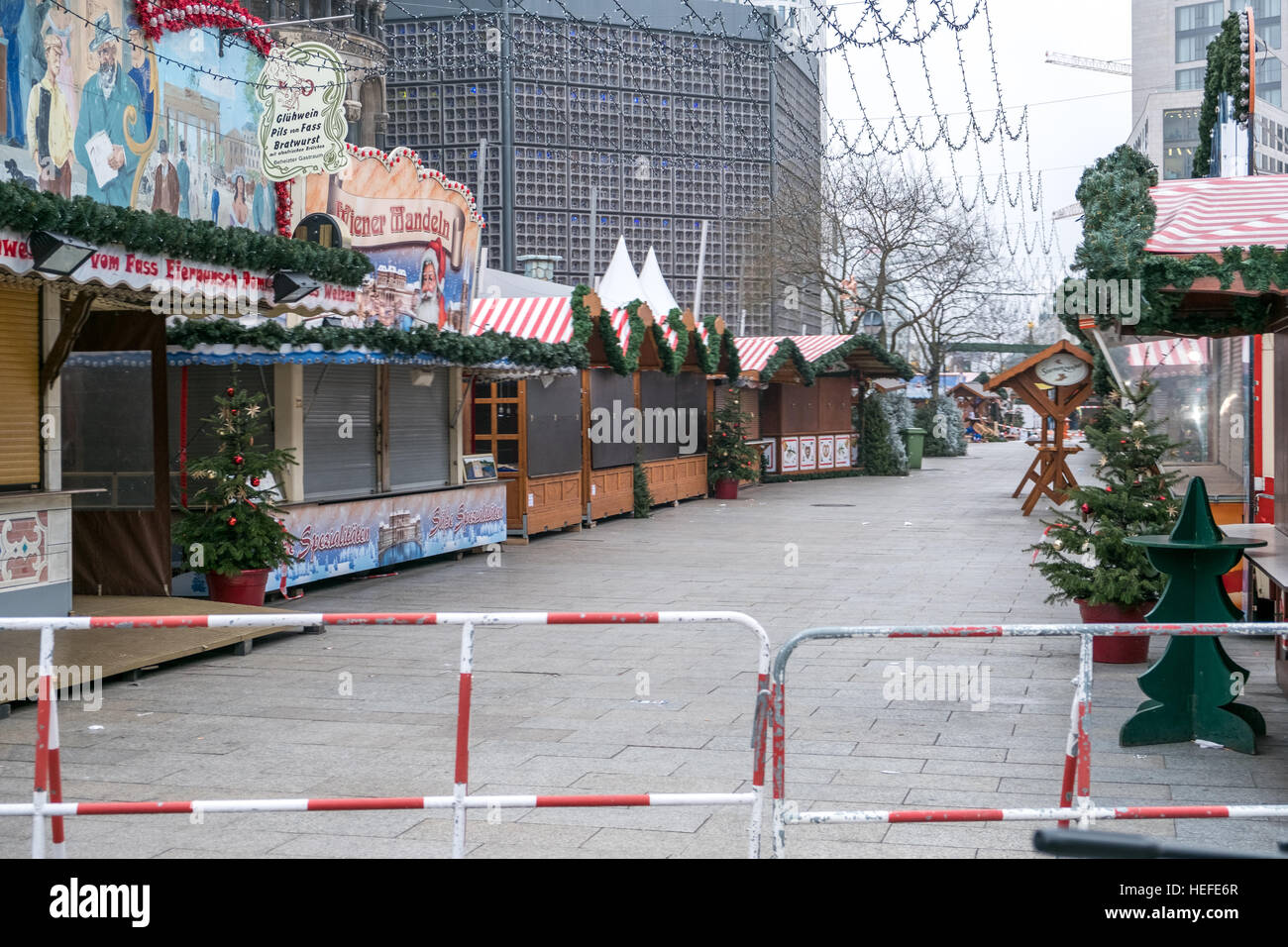 La scène du crime au Marché de Noël à Berlin, le jour après l'attaque terroriste. Banque D'Images