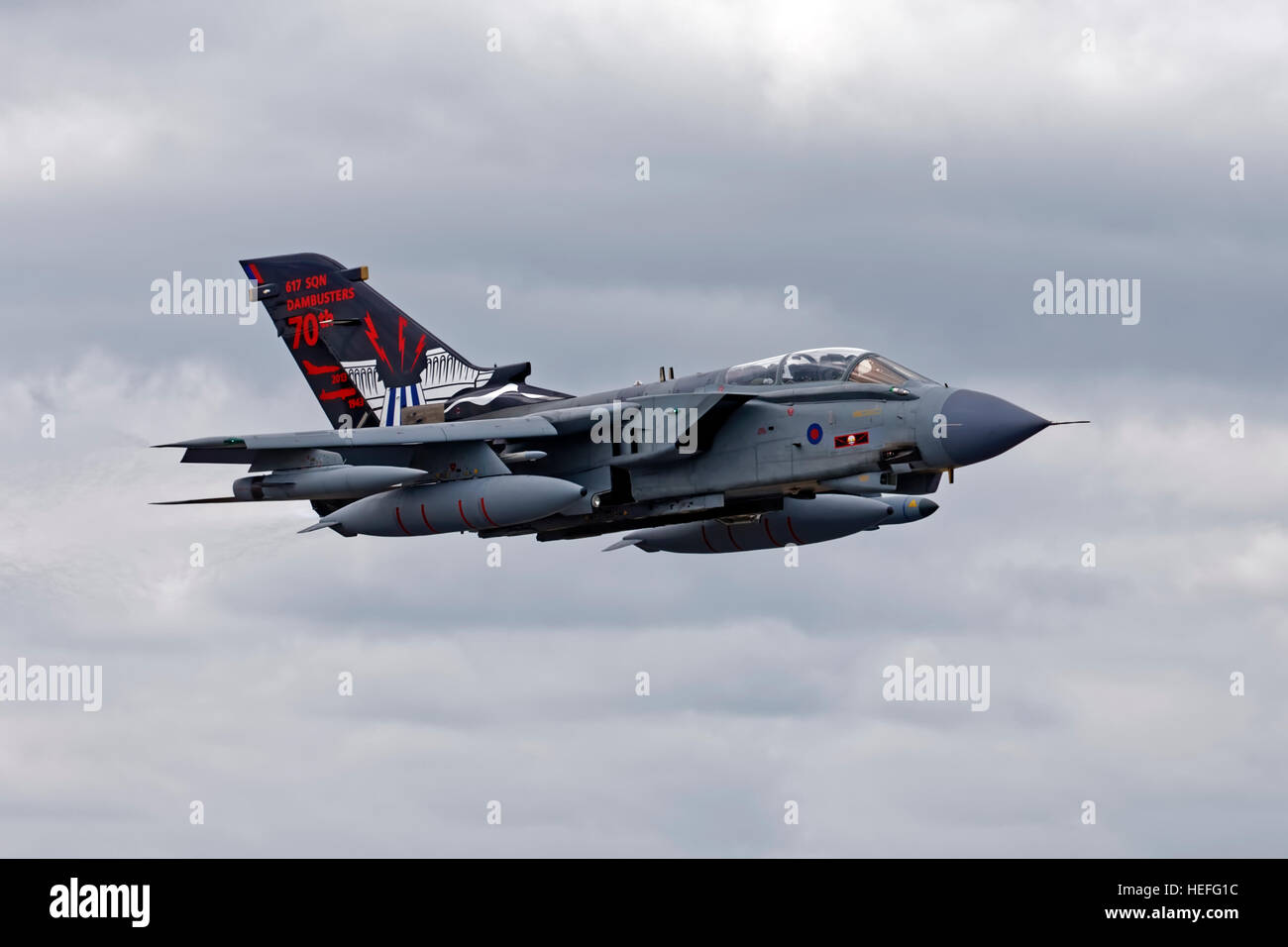 La Royal Air Force Panavia Tornado Gr.4, ZA492, pas de 617 Squadron, RAF Lossiemouth, au Royal International Air Tattoo, 2013. Banque D'Images