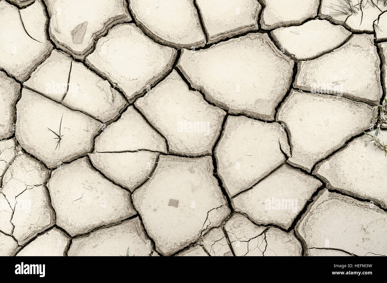 Les terres sèches, fissurées dans les montagnes Banque D'Images