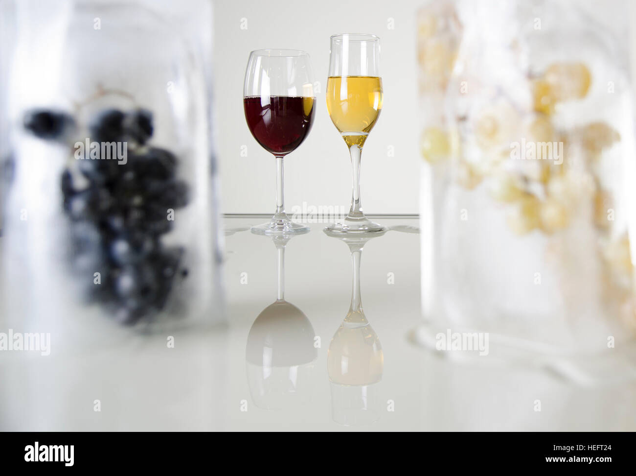 Vin et raisins congelés Banque D'Images