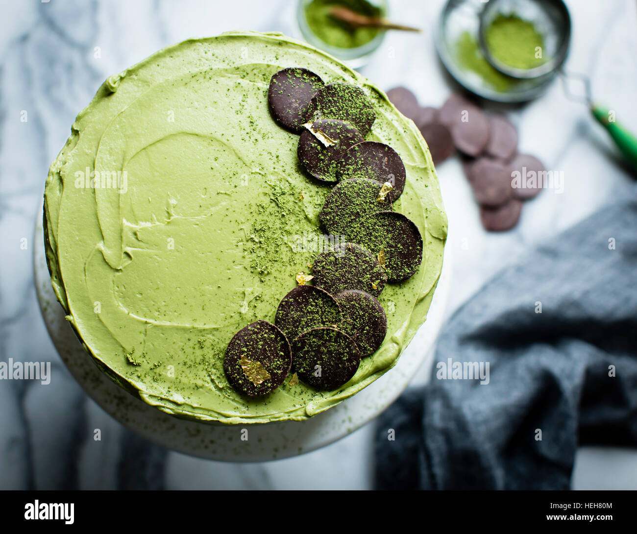 Gâteau de courgettes chocolat Matcha avec de fromage fondu. Sans gluten. Banque D'Images