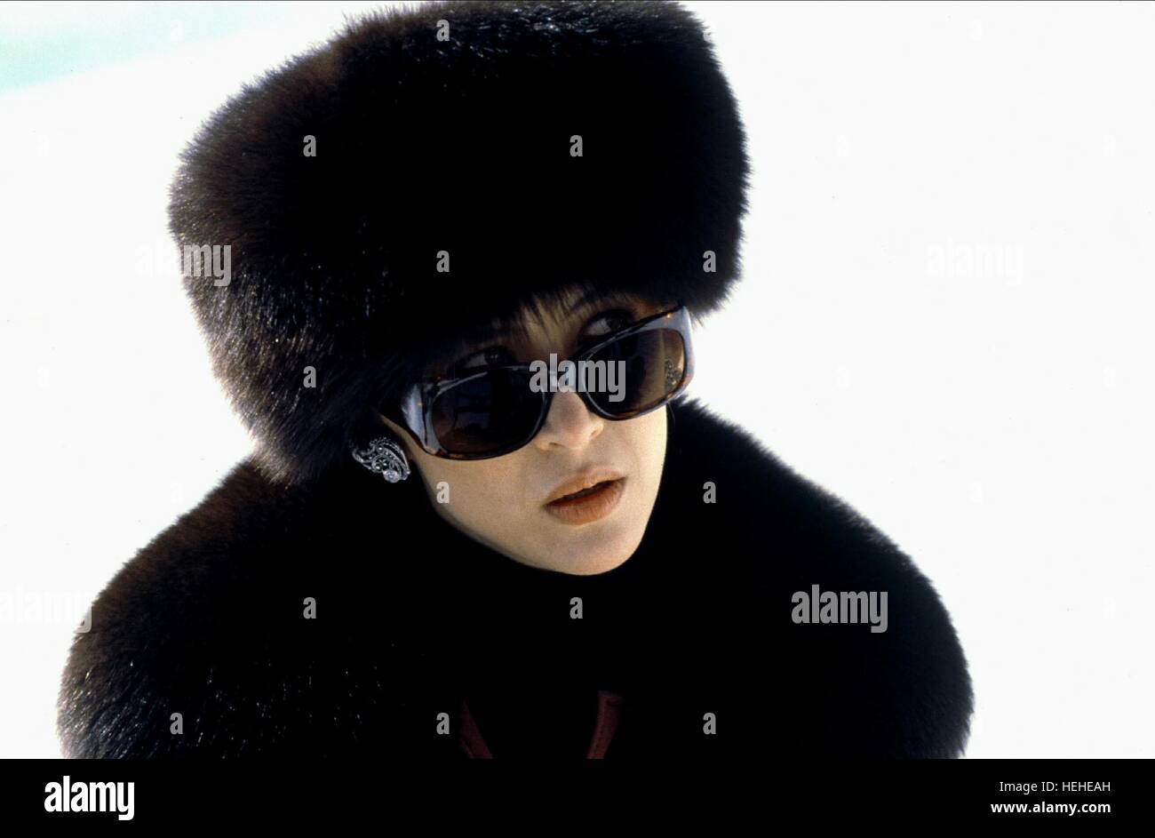 SOPHIE MARCEAU JAMES BOND LE MONDE