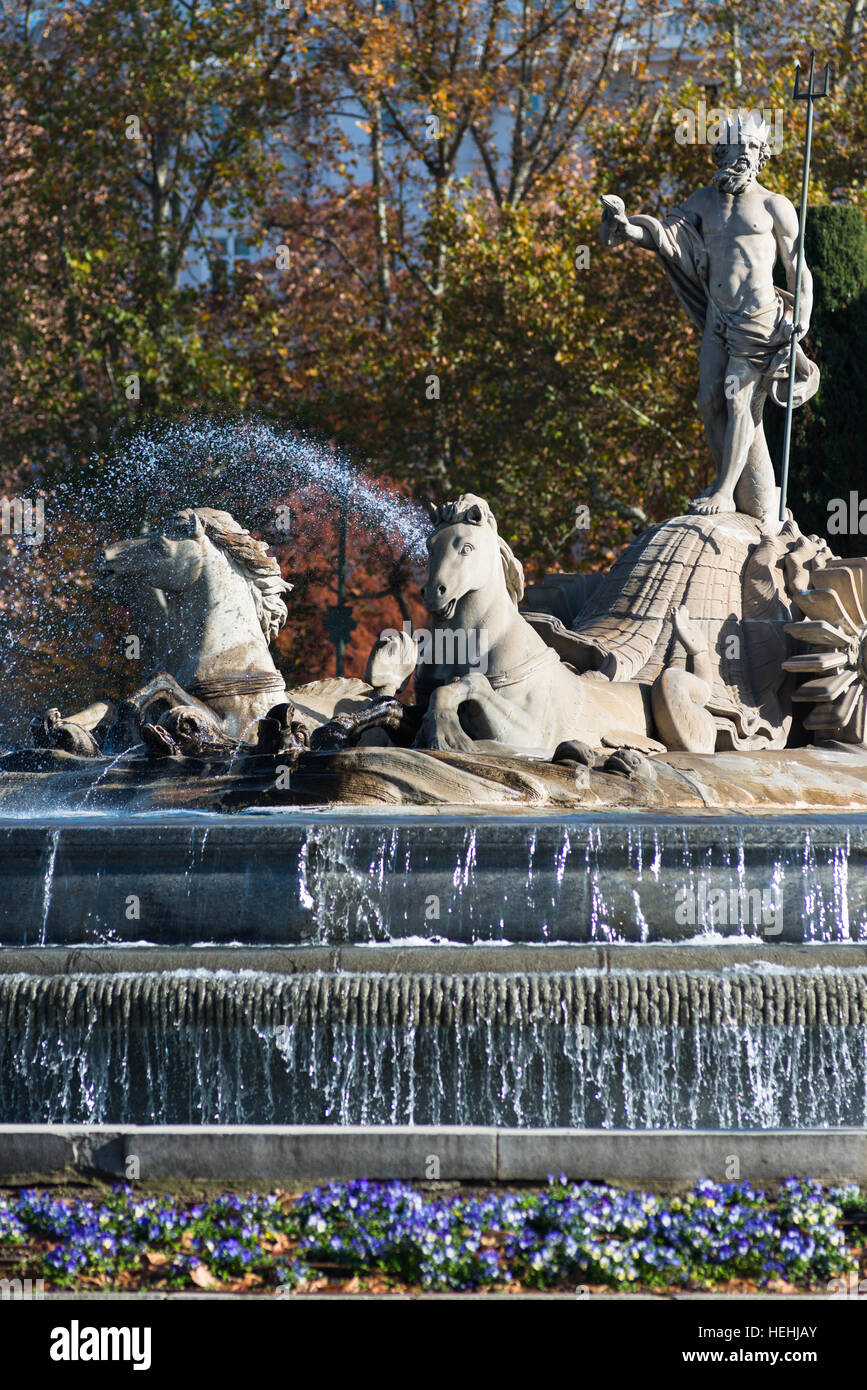 Fontaine de Neptune, Canovas del Castillo, Paseo del Prado, Madrid, Espagne, Europe. Banque D'Images