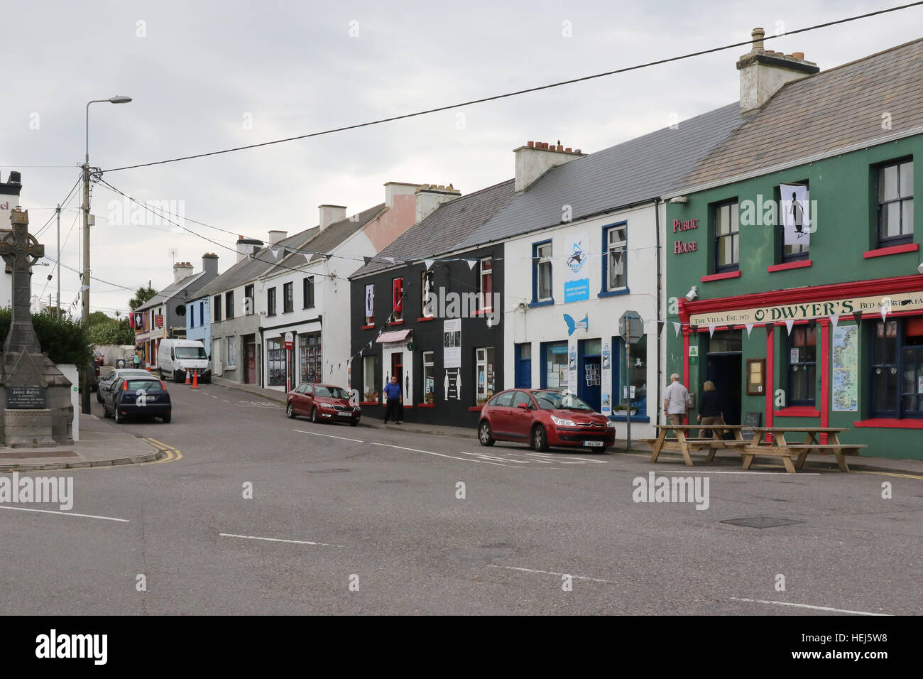 Rue principale de Waterville, dans le comté de Kerry, Irlande. Banque D'Images