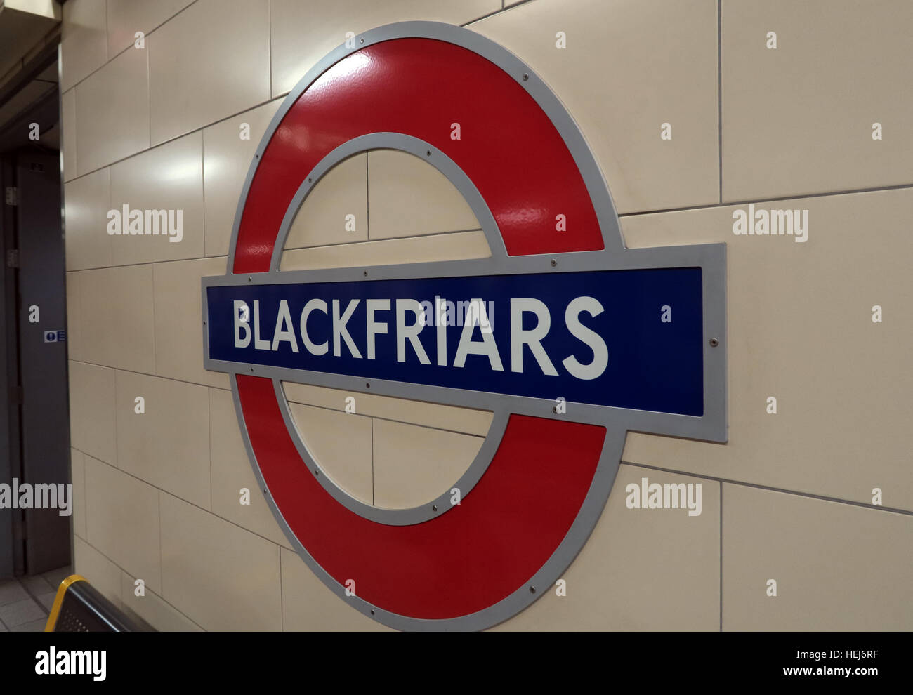 La station de métro Blackfriars, Centre de Londres, Angleterre, Royaume-Uni Banque D'Images